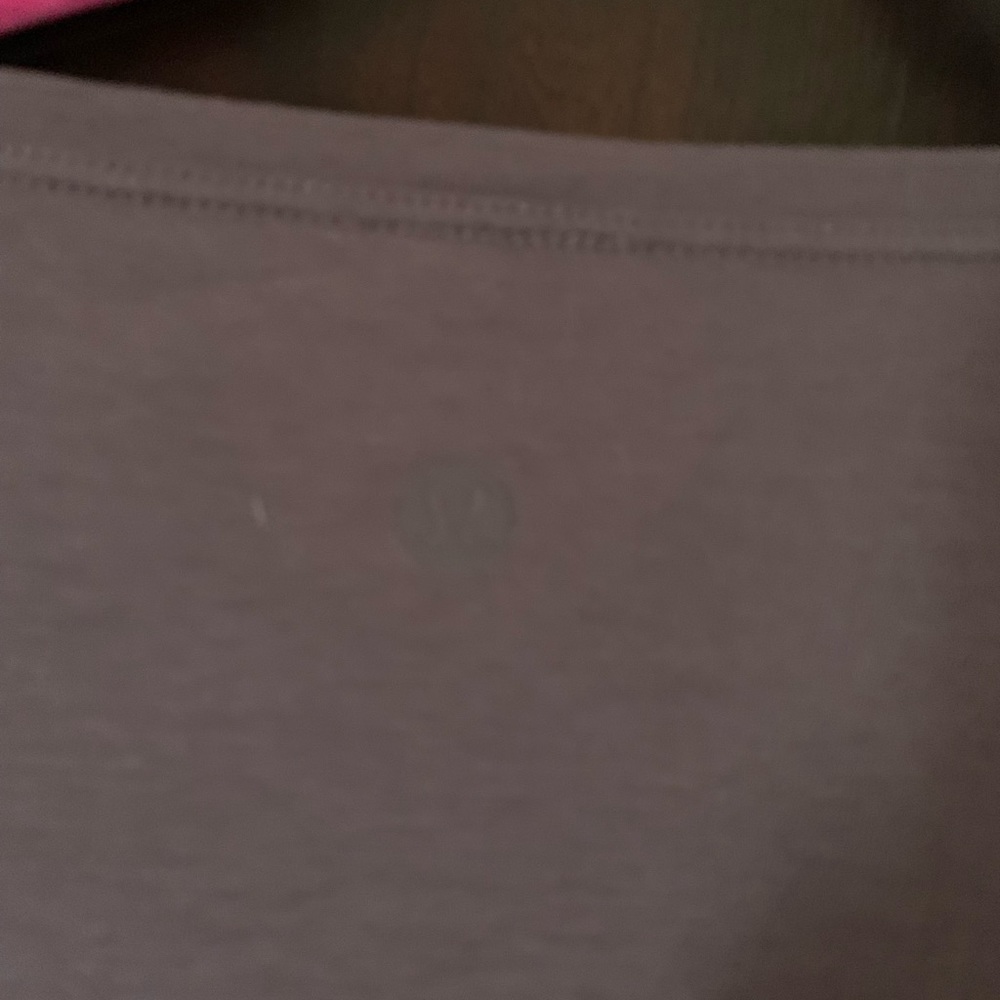 Front tie lululemon shirt